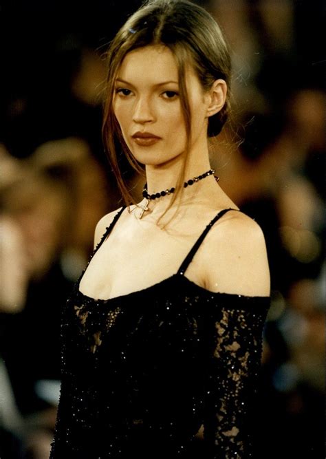 This Set Of Nineties Supermodel Updos Will Get You Through The Rest Of