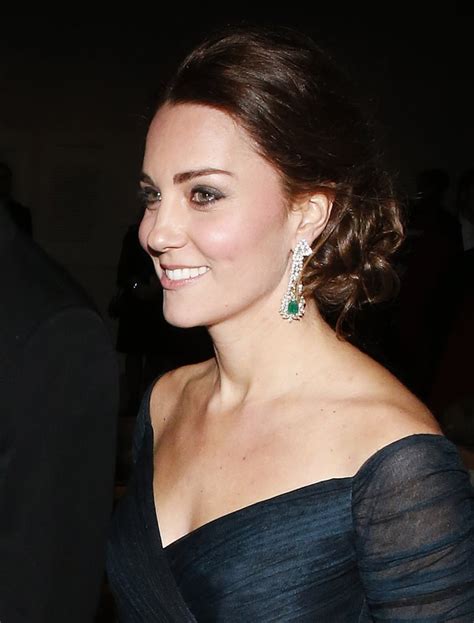 Kate Middletons Updo Hairstyle Winter 2014 Popsugar Beauty