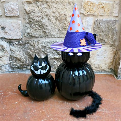 Black Cat Decor Made With Pumpkins Morenas Corner
