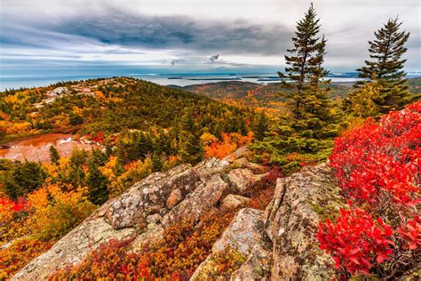 The Best Small Towns For Fall Foliage 2021 Readers Digest