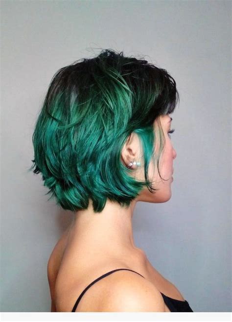30 Glamorous Light To Dark Green Hair Styles Trending Now Short