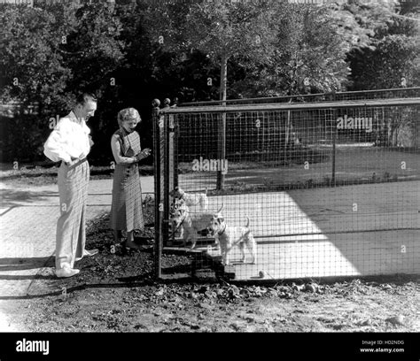 From Left Warren William With Wife Helen Barbara Nelson And Wire