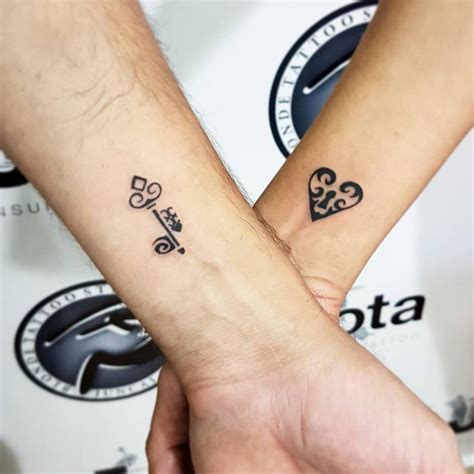 Las mejores ideas de tatuajes para parejas. Los 20 mejores tatuajes para hacerse en parejas
