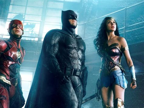 Zack Snyders Justice League Die 8 Größten Unterschiede Zur Kino
