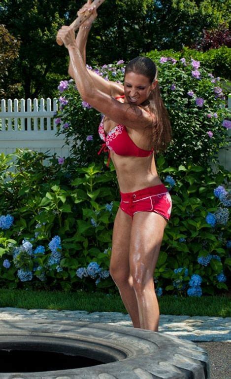 Hottest Stephanie Mcmahon Bikini Pictures Proves She Is The Sexiest WWE Diva The Viraler