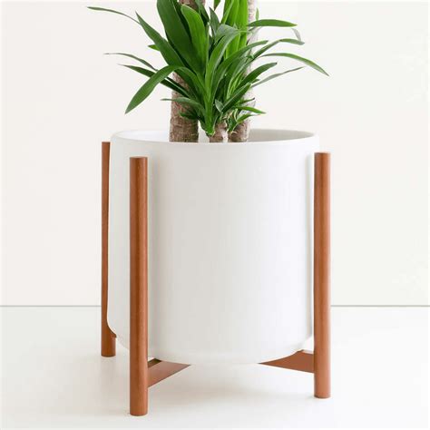 Peach And Pebble 15 Inch Ceramic Planter With Wood Plant Stand White