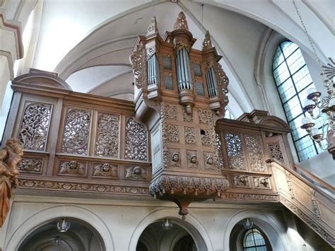 Die unternehmensbeschreibung und die erfahrungen anderer kunden helfen ihnen, einen eindruck über die zusammenarbeit mit dem experten zu gewinnen. Die Konventskirche in Krefeld-Hüls - Nabbefeld & Schages ...