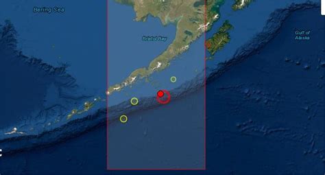 «είναι ο ισχυρότερος σεισμός στην αλάσκα από το 1965», δήλωσε στο δίκτυο alaska public media ο μάικλ γουέστ, σεισμολόγος στο σεισμολογικό κέντρο της αλάσκας. Ισχυρός σεισμός ταρακούνησε την Αλάσκα, προειδοποίηση ειδικών για τσουνάμι (VID)