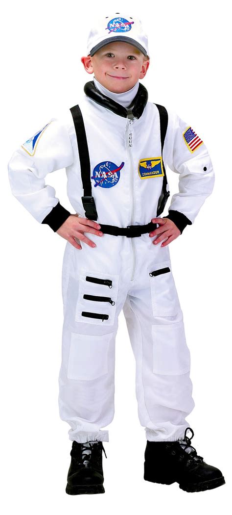 How To Make An Astronaut Costume Costume Pop Costume Pop
