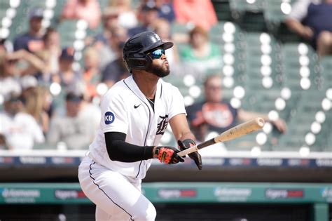 Can Willi Castro Contribute to the Twins in 2023? - Twinkie Town