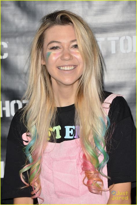 Full Sized Photo Of Jessie Paege Hot Topic Collection Launch 03 Jessie Paege Hosts Meet