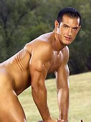 Hot Brunette Bodybuilder Matthias Vannelli Naked