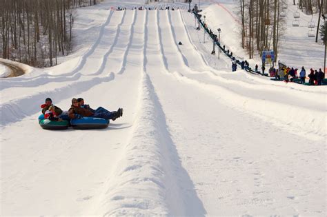6 Amazing Hills For Snow Tubing In And Around Brampton