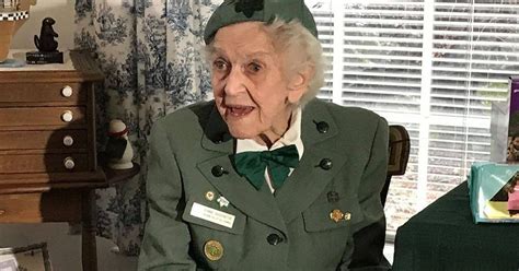 98 year old girl scout has been selling cookies since she was 10 girl scouts selling girl