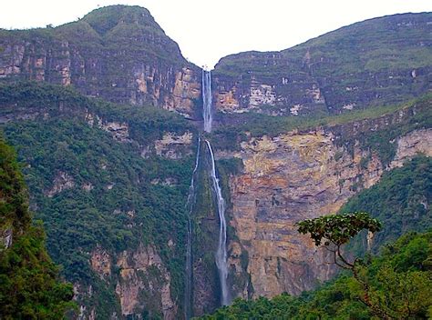 Superman is a superhero published by dc comics since 1938. .:Welcome to My World:.: Inilah 5 Air Terjun Tertinggi di Dunia...