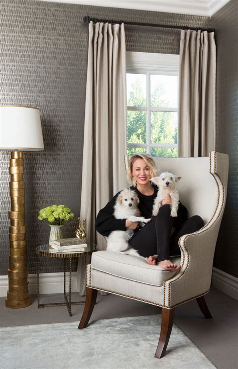 Kaley Cuoco Gets A Luxe New Look At Home Check It Out Glamour