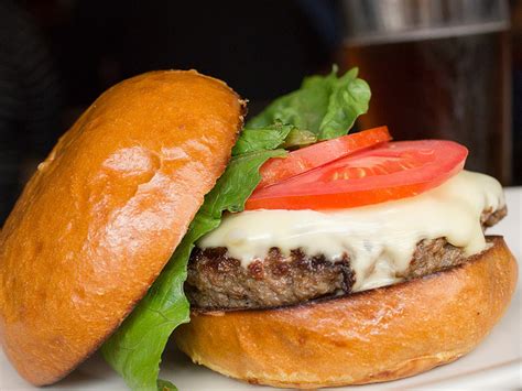 Meet Zagats Top Rated Burgers In Philadelphia