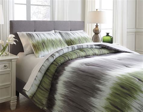 Agustus Gray And Green Comforter Set Signature Design Furniture Cart