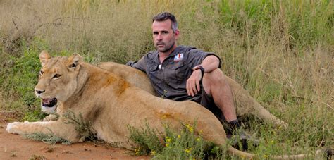 Kevin Richardson Zookeeper To Learn More About Kevin Richardsons