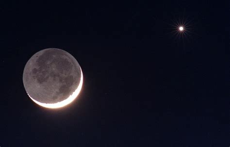 Venus And The Moon Whats Going On In The Sky Tonight