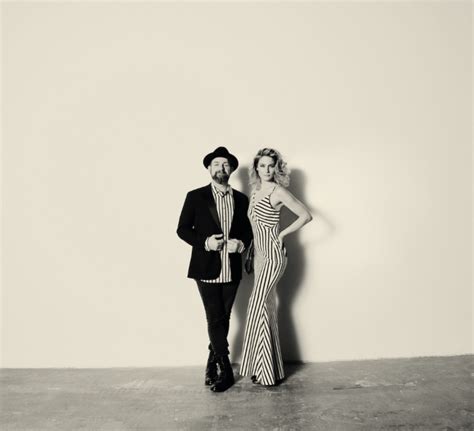 Sugarland To Debut Trailer For “babe” Featuring Taylor Swift During Cmt Music Awards Backstage