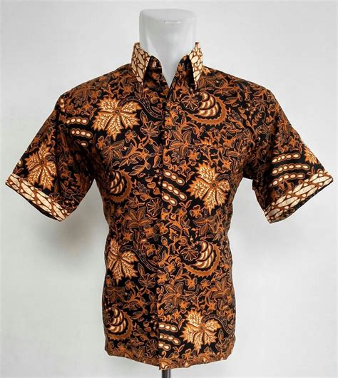 Temukan katalog batik terlengkap di iprice indonesia. Jual Kemeja Batik Semi Sutra Kemeja Lengan Pendek Batik Modern Motif Daun Coklat di lapak ...