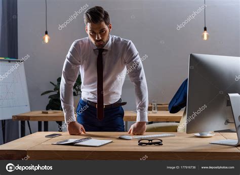 Serious Businessman Standing Leaning Working Table — Stock Photo