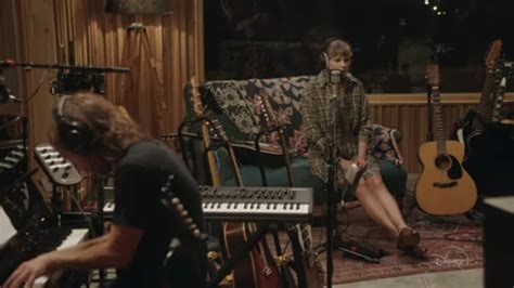 On Folklore The Long Pond Sessions Taylor Swift Wants Us To Stop