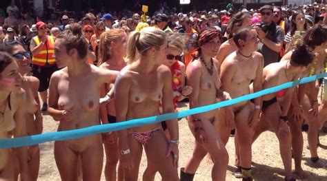 Meredith Festival Nude Run Immagini XHamster Com
