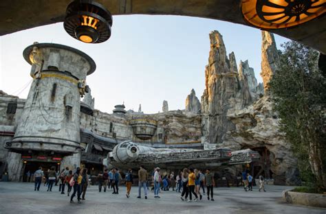 Disney Reveals Price Of Star Wars Galactic Starcruiser Hotel
