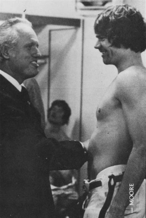 Kentucky Governor Julian Carroll With Unidentified Uk Football Player