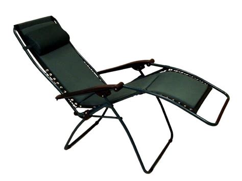 Looking for a portable zero gravity chair? Padded Zero Gravity Chair - Home Furniture Design
