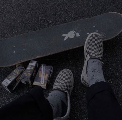 Grunge Skate Mood In 2020 Black And White Aesthetic Skateboard