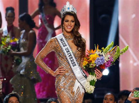 Miss France Iris Mittenaere Crowned Miss Universe 2016 E News