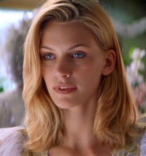 Pin On Natasha Henstridge