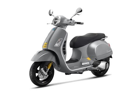 Vespa Gts 300 Hpe Supertech Scooter Central Your One Stop Scooter Shop