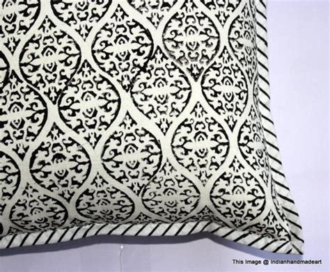 dvk handicraft hand block print anokhi design cushion cover size 16 16 at rs 150 in jaipur