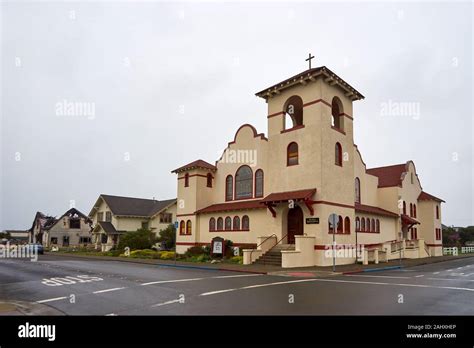 House On Street Corner Usa Hi Res Stock Photography And Images Alamy