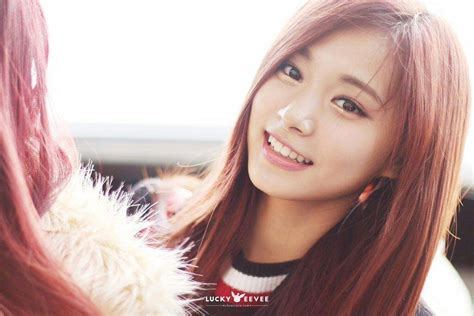 Visual Appreciation Tzuyu Of Twice K Pop Amino