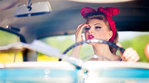 This Vintage Pin Up Makeup Look Is A Must Try Loréal Paris