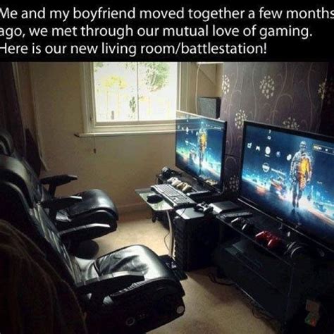 The Gamers Battle Station How Cute For A Couple