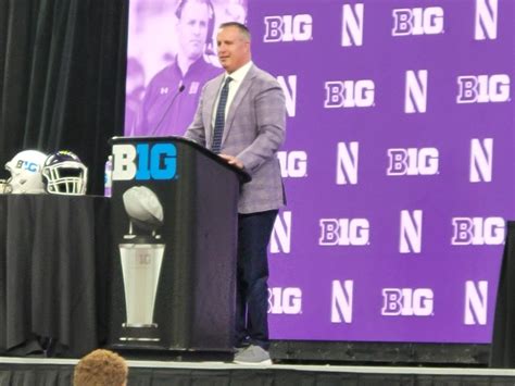 Northwestern S Pat Fitzgerald Believes His White Sox Will Win Alds