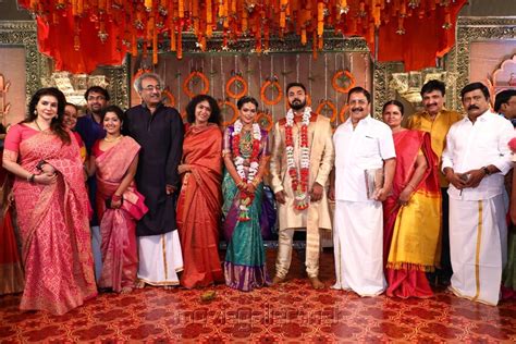 Keerthana, the younger daughter of parthiban is all set to tie the knot this march. Parthiban daughter Keerthana Akshay Wedding Photos | New ...