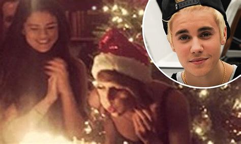 Selena Gomez Cried And Threw A Fit Over Justin Bieber At Taylor Swifts Birthday Daily Mail