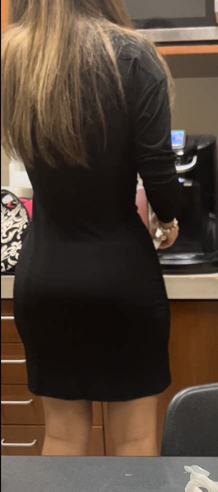 thick latina coworker in tight black dress spandex leggings and yoga pants forum