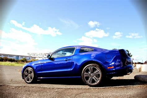 View similar cars and explore different trim configurations. 2014 ford mustang v6 performance package
