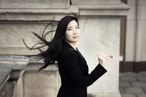 Eun Sun Kim Named Houston Grand Operas Principal Guest Conductor