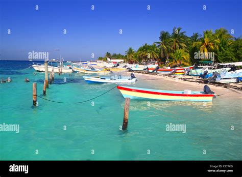 Isla Mujeres Mexico Boats Turquoise Caribbean Sea Quintana Roo Stock