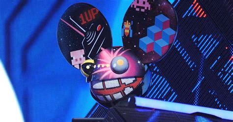 Deadmau5 Plays To The Crowd On Album Title Goes Here Review