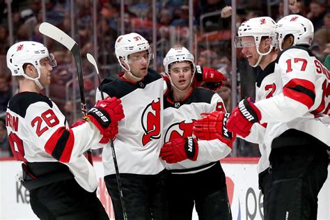 New Jersey Devils 5 Players Who Were Rolling Before Season Paused